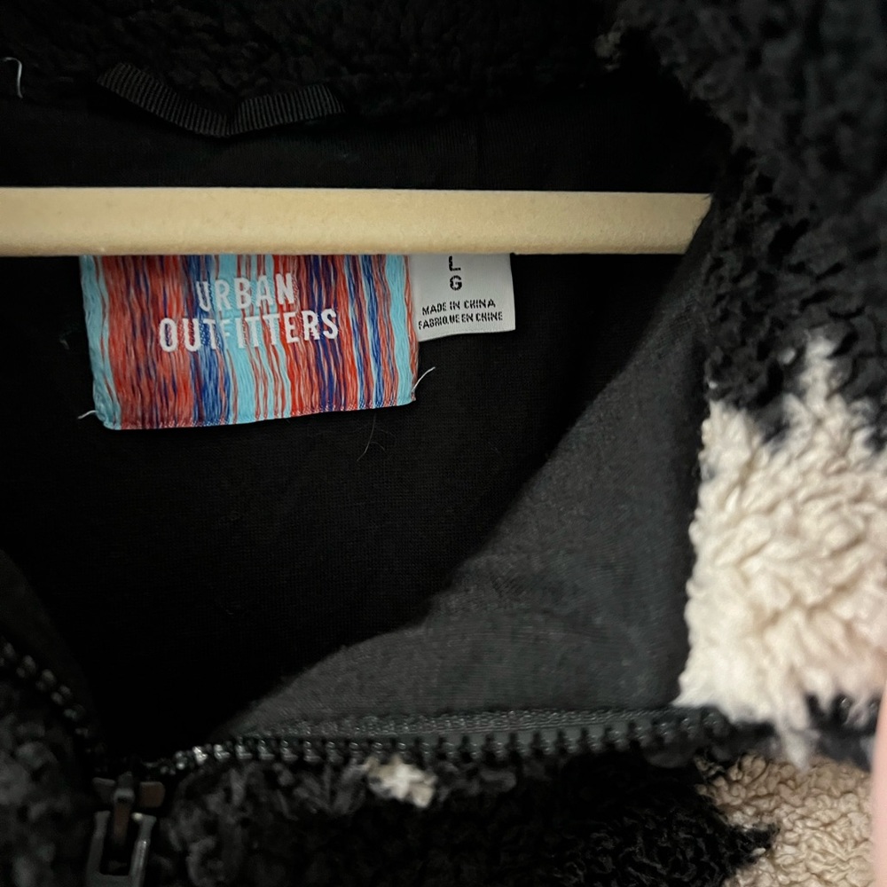 Urban Outfitters Cozy Sherpa Zip-Up - Picture 5 of 5